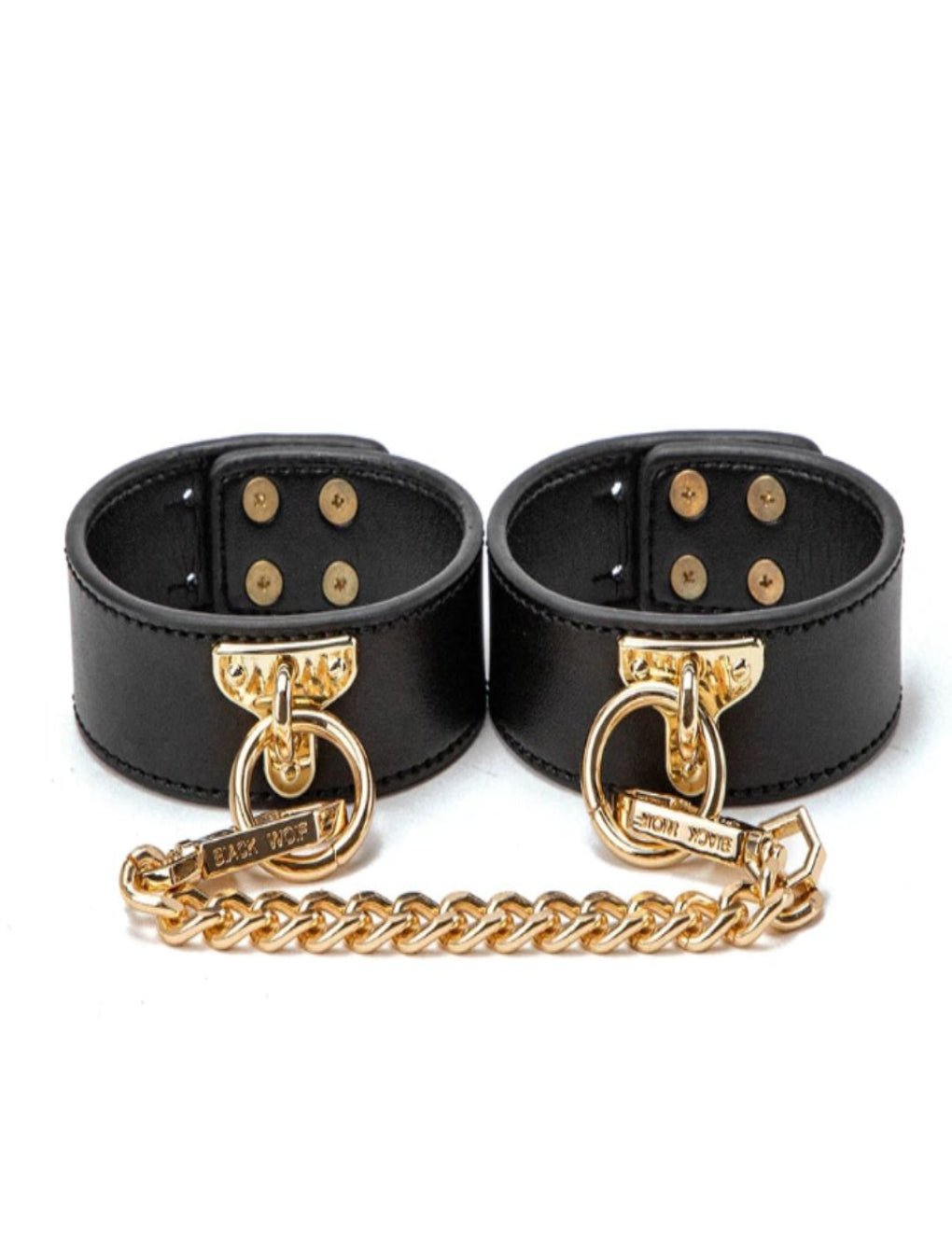The SM Bondage 8-Piece Set Secret Kiss, a luxurious kit to bring new dimensions to your intimate moments with versatile, high-quality bondage pieces.